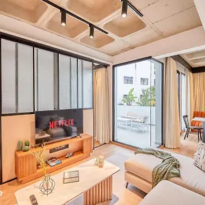 Stayhere - Gauthier 1 - Modern Casa Blanca